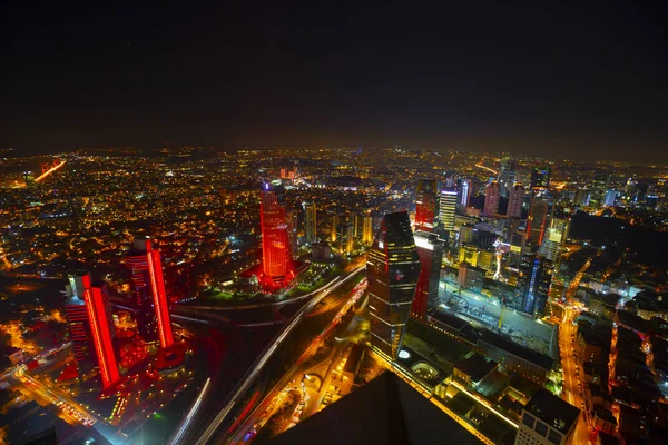 Gece Boğaziçi Köprüsü İstanbul / Türkiye