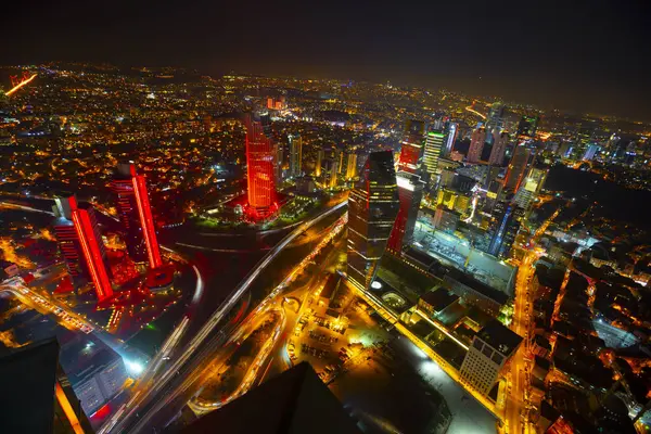 Gece Boğaziçi Köprüsü İstanbul / Türkiye