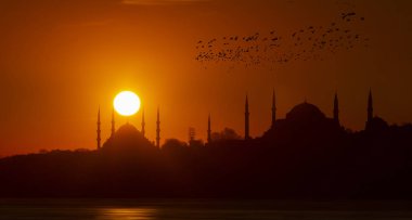 Mavi Cami ve gün batımı