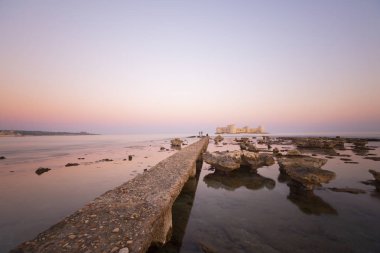 Bakirenin Şatosu (Kiz Kalesi) Mersin Türkiye
