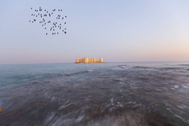 Bakirenin Şatosu (Kiz Kalesi) Mersin Türkiye