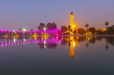 Seyhan Nehri ve Saat Kulesi