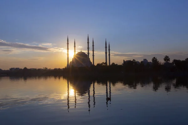 Mesquita Central Sabanci Adana Turquia — Fotografia de Stock