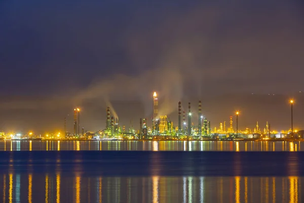 Нпз Тупрас Измит Tupras Крупнейший Нефтеперерабатывающий Завод Турции — стоковое фото