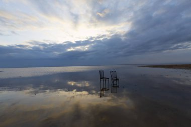 Salt Lake (Türkçe: Tuz Golu) Türkiye 'nin en büyük ikinci gölüdür..
