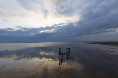 Salt Lake (Türkçe: Tuz Golu) Türkiye 'nin en büyük ikinci gölüdür..