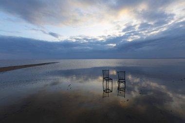 Salt Lake (Türkçe: Tuz Golu) Türkiye 'nin en büyük ikinci gölüdür..