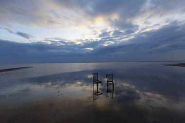 Salt Lake (Türkçe: Tuz Golu) Türkiye 'nin en büyük ikinci gölüdür..