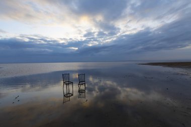Salt Lake (Türkçe: Tuz Golu) Türkiye 'nin en büyük ikinci gölüdür..