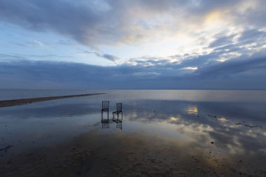 Salt Lake (Türkçe: Tuz Golu) Türkiye 'nin en büyük ikinci gölüdür..