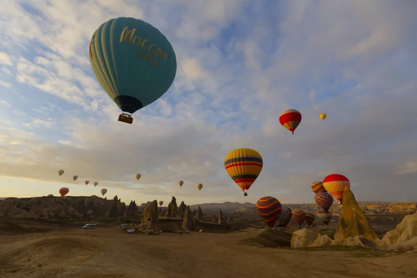 Gran Atracción Turística Capadocia Vuelo Globo Capadocia Conocida Todo Mundo —  Fotos de Stock