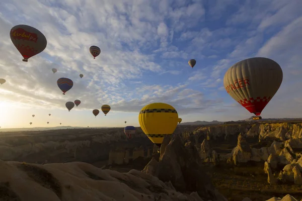 Gran Atracción Turística Capadocia Vuelo Globo Capadocia Conocida Todo Mundo —  Fotos de Stock