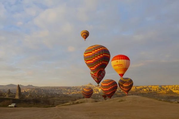 Atrakcję Turystyczną Kapadocji Lot Balonem Cappadocia Jest Znana Całym Świecie — Zdjęcie stockowe