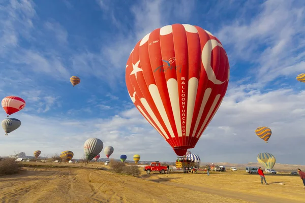 Atrakcję Turystyczną Kapadocji Lot Balonem Cappadocia Jest Znana Całym Świecie — Zdjęcie stockowe