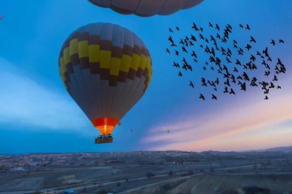 Den Store Turistattraktion Kappadokien Ballonflyvning Kappadokien Kendt Hele Verden Som - Stock-foto
