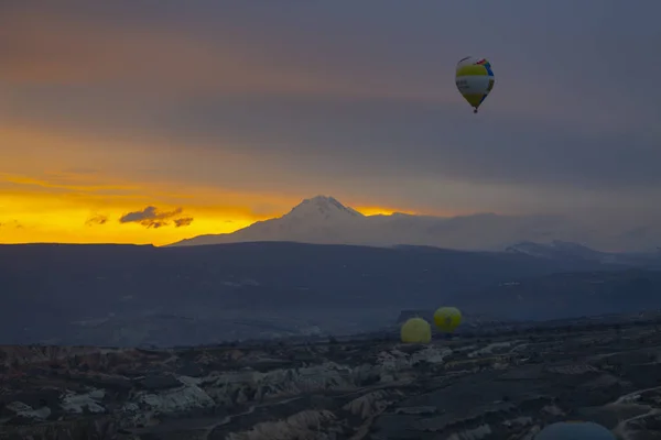 Nagy Turisztikai Attrakció Cappadocia Ballon Repülés Cappadocia Ismert Szerte Világon — Stock Fotó