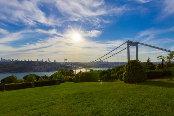 View Turkish Flag Fatih Sultan Mehmet Bridge Photo Taken Otagtepe — Stock Photo, Image