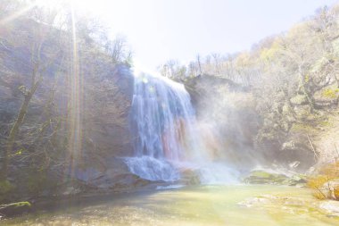 Bursa'da Suuctu Şelalesi