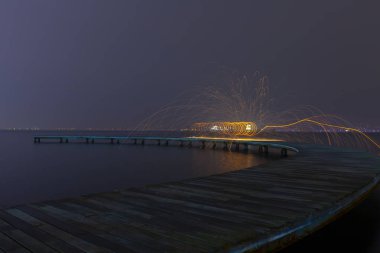 Sekapark, İzmit, Kocaeli. Deniz kıyısındaki güzel doğal park. Türkiye 'de gün batımı deniz manzarası.