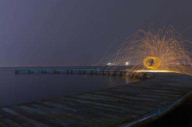 Sekapark, İzmit, Kocaeli. Deniz kıyısındaki güzel doğal park. Türkiye 'de gün batımı deniz manzarası.