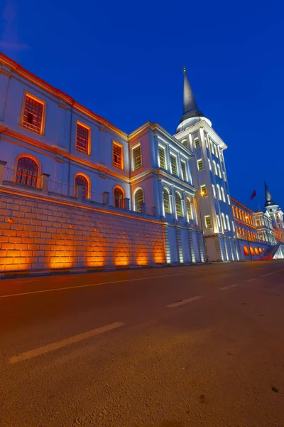 Kuleli Askeri Lisesi, Istanbul, Türkiye. Kuleli Askeri Lisesi Binası, başlangıçta Kuleli Süvari Kışlası, Osmanlı Ermeni mimar Garabet Balyan'la birlikte ve onun const tarafından tasarlanmıştır