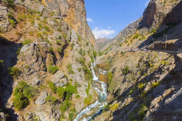 Kapuzbaşı Şelalesi / Kayseri - Türkiye