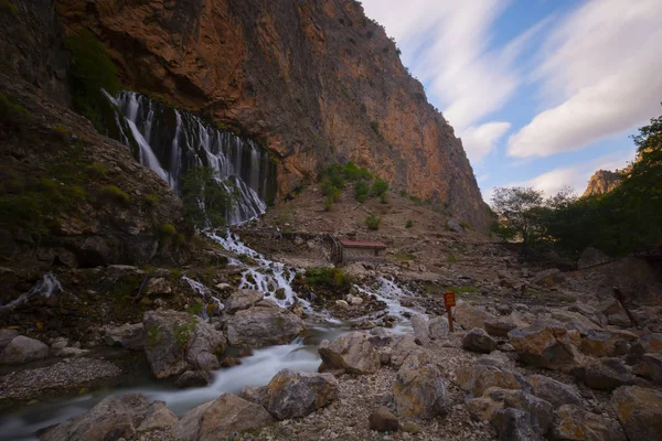 Kapuzbaşı Şelalesi / Kayseri - Türkiye