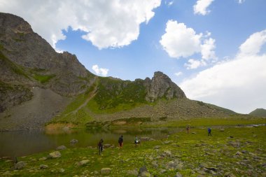 Avusor Gölü ve Avusor Yaylası.