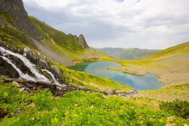 Avusor Gölü ve Avusor Yaylası.