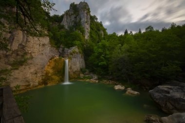 Kure Dağları Milli Parkı'ndaki Ilıca Şelalesi. Kastamonu, Türkiye