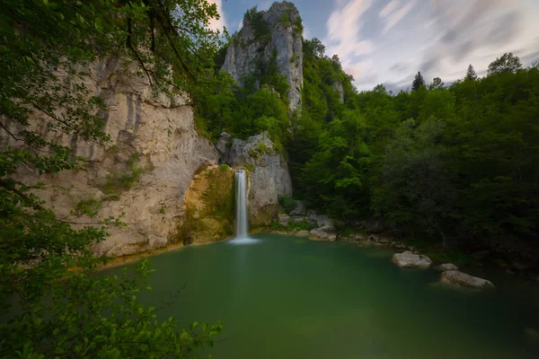Kure Dağları Milli Parkı'ndaki Ilıca Şelalesi. Kastamonu, Türkiye
