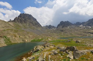 Rize'de Vercenik Dağları ve Kapili gölleri