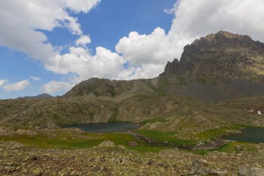 Rize'de Vercenik Dağları ve Kapili gölleri