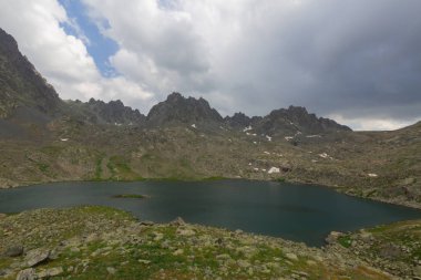 Rize'de Vercenik Dağları ve Kapili gölleri