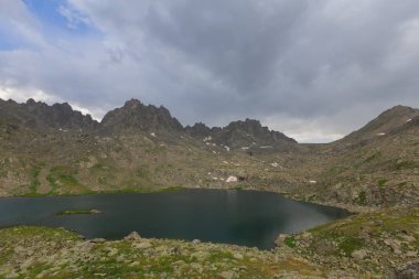 Rize'de Vercenik Dağları ve Kapili gölleri