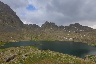 Rize'de Vercenik Dağları ve Kapili gölleri