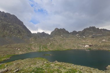 Rize'de Vercenik Dağları ve Kapili gölleri