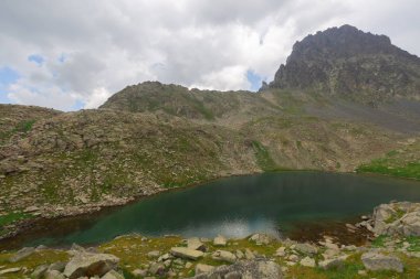 Rize'de Vercenik Dağları ve Kapili gölleri
