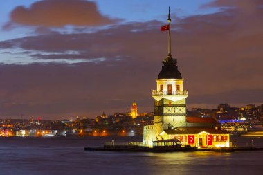 Maidens Tower Gece Pozlama