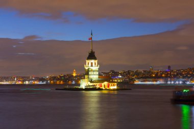 Maidens Tower Gece Pozlama