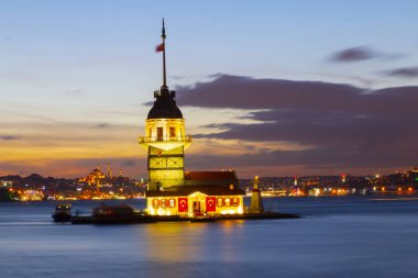 Maidens Tower Gece Pozlama