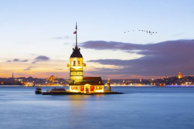 Maidens Tower Gece Pozlama