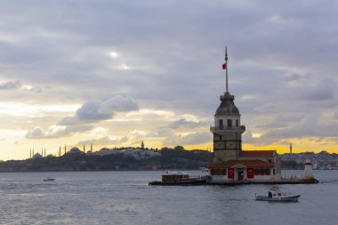 Maidens Tower Sunset ./ Türkiye .