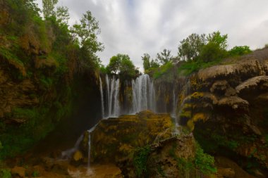 Türkiye'de konya yakınlarında yerkopru şelale muhteşem görünümü