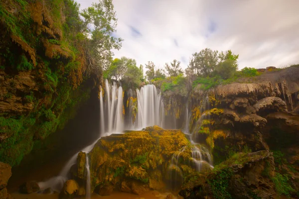 Atemberaubende Aussicht Auf Den Yerkopru Wasserfall Der Nähe Von Konya — Stockfoto