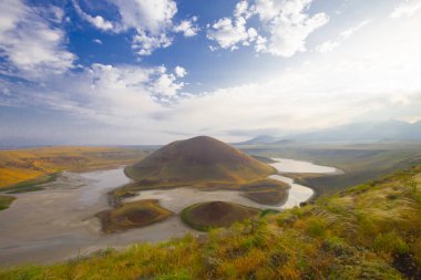 Volkanik göl. konya'da volkanik meke gölünde gün batımı.