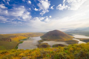Volkanik göl. konya'da volkanik meke gölünde gün batımı.