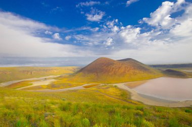 Volkanik göl. konya'da volkanik meke gölünde gün batımı.