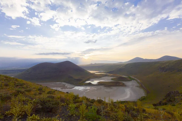 Konya'da Meke krater gölü. Doğa Manzara.