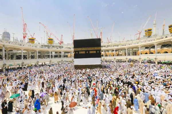Μέκκα Σαουδική Αραβία Αυγούστου 20198 Μουσουλμάνοι Προσκυνητές Στο Καάμπα Στο — Φωτογραφία Αρχείου